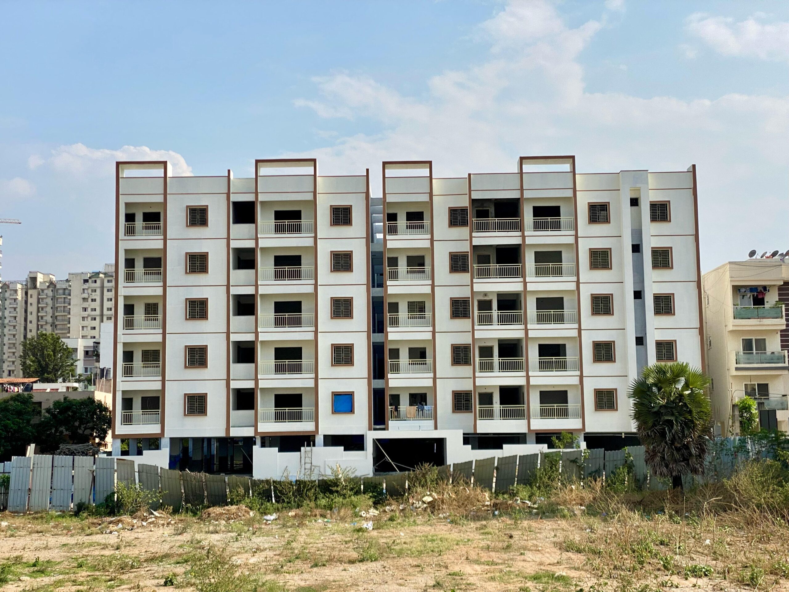 Last 3 Units Available in Prime Banjara Layout – Don’t Miss Out